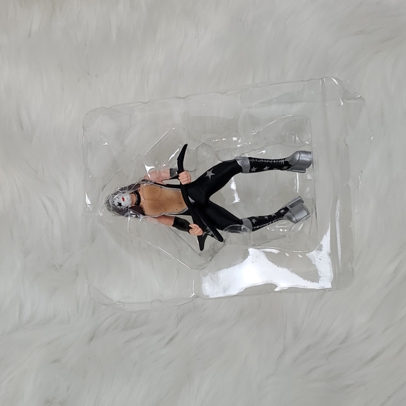 Rare Kiss Action Figurine one 4 in Starchild Playing Guitar - Picture 4 of 4